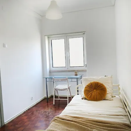 Key Hub - 6-10 Homestay *